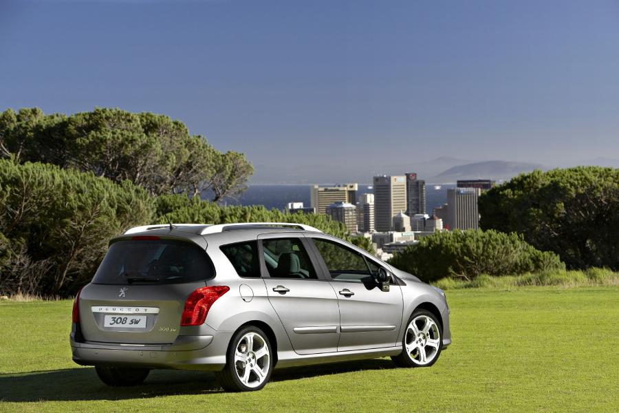  Peugeot 308 SW 2009 года  (фото 94 из 140)